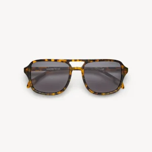 Timeless Tortoiseshell Aviator Sunglasses